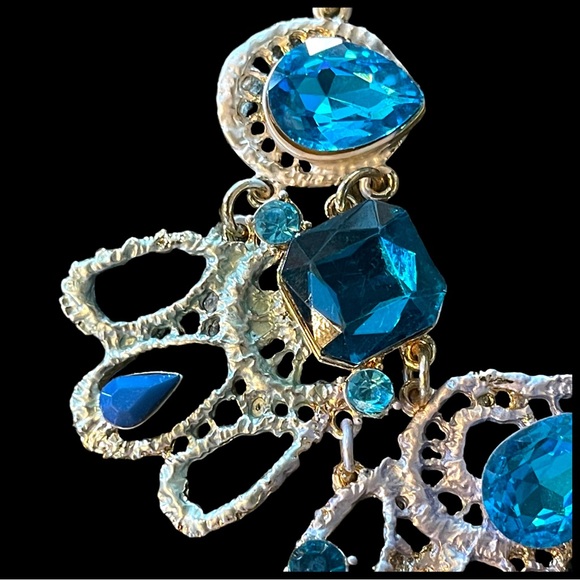 🎁 Blue Art Deco Crystal Statement Necklace Set - Picture 5 of 11